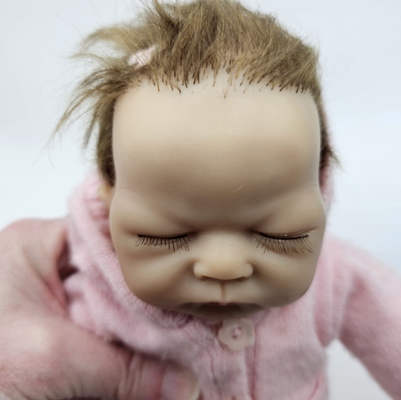 Tiny Miracle Emmy Doll, By Ashton-Drake Galleries - Picture 6 of 11